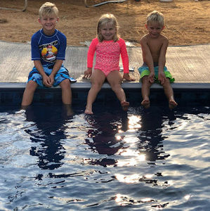 Meet your Posher, Downs family